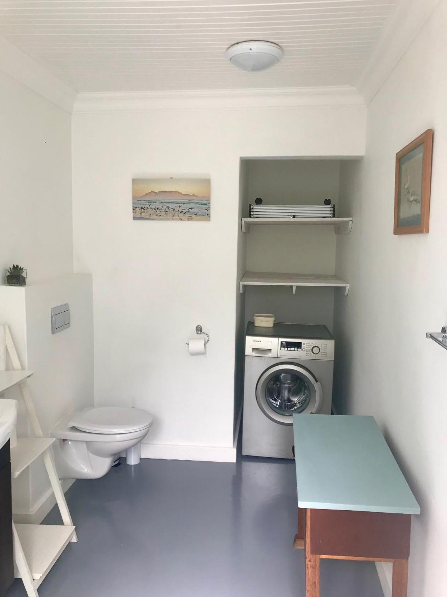 Sunset Beach Living Guesthouse 开普敦 外观 照片