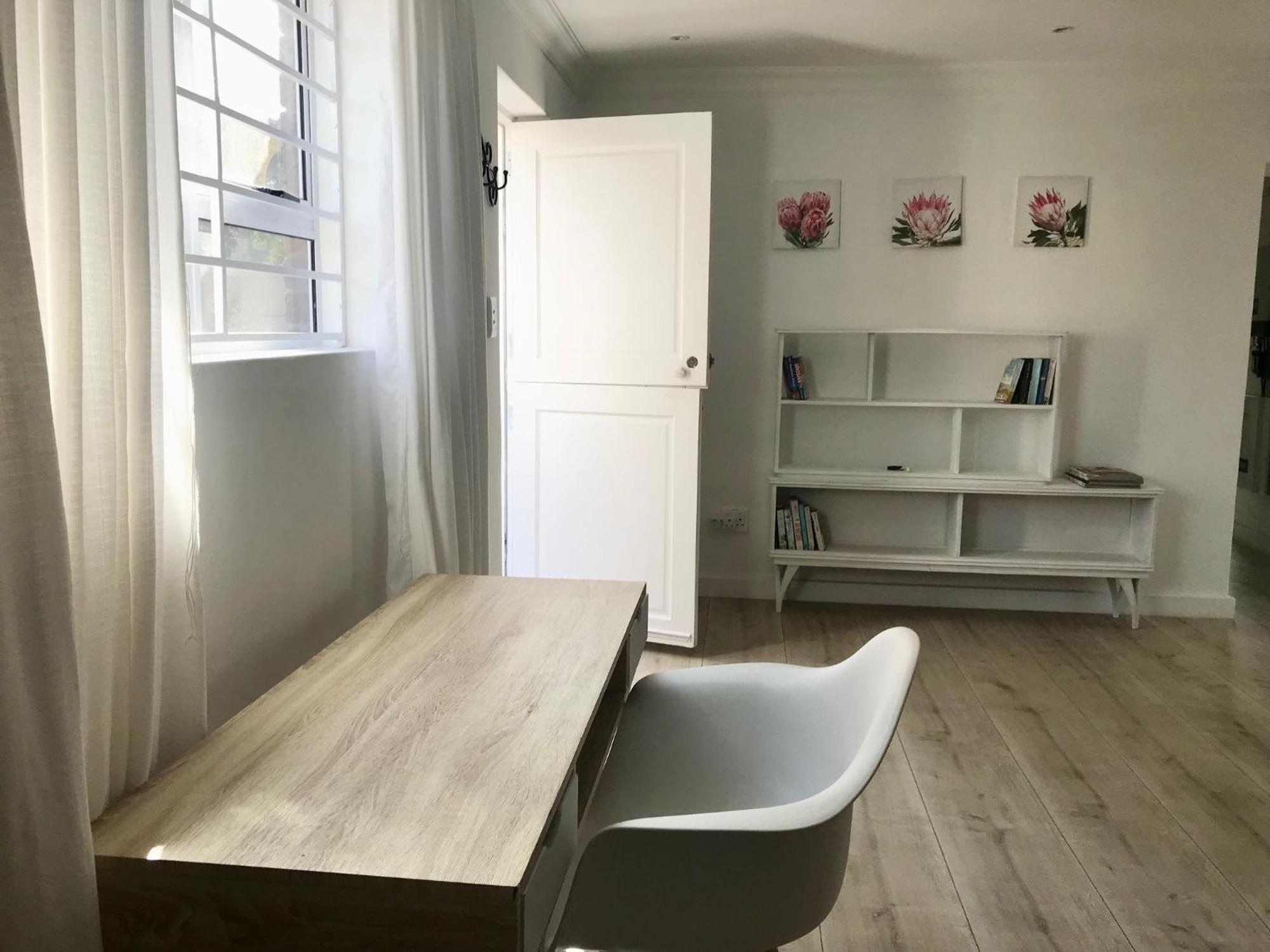 Sunset Beach Living Guesthouse 开普敦 外观 照片